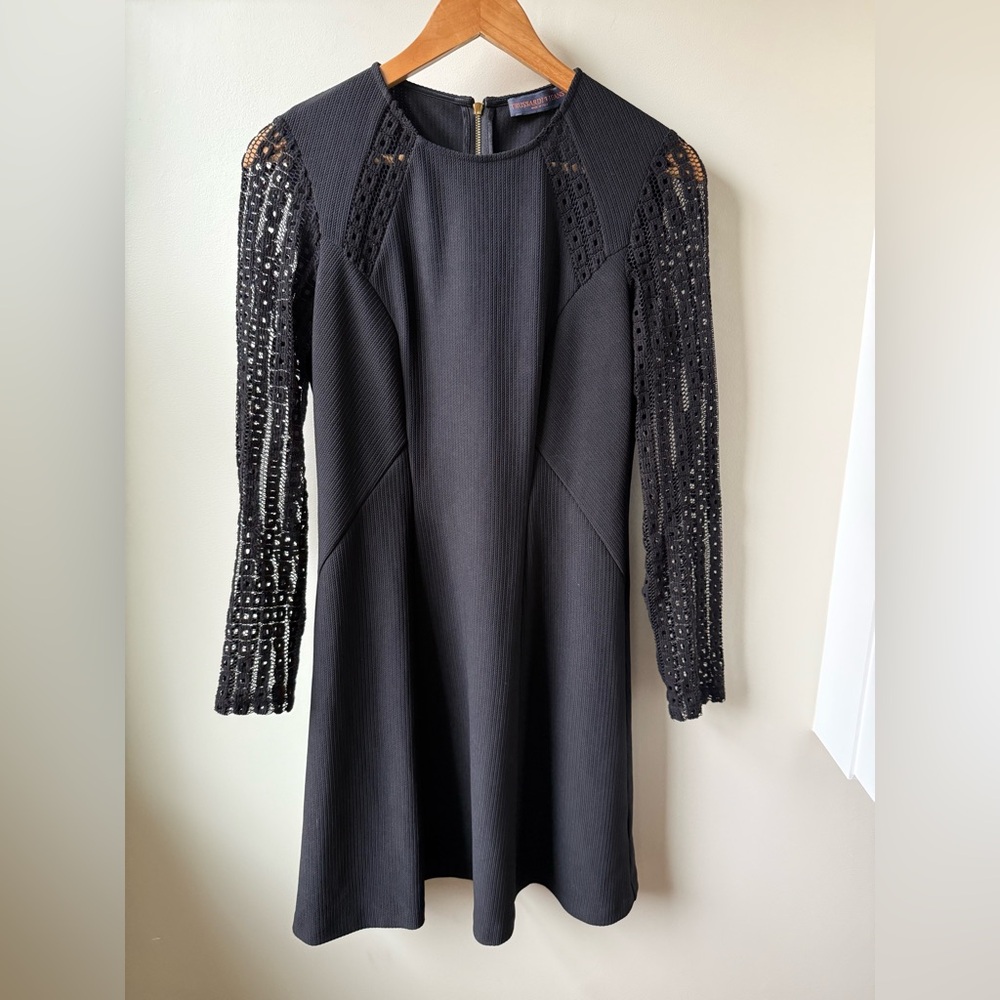 TRUSSARDI JEANS Lace Cocktail Dress Flirty Italy Luxury Fit Flare Black 40‎